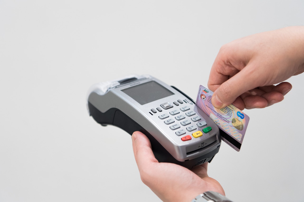 Potrzebna i pożyteczna – karta kredytowa